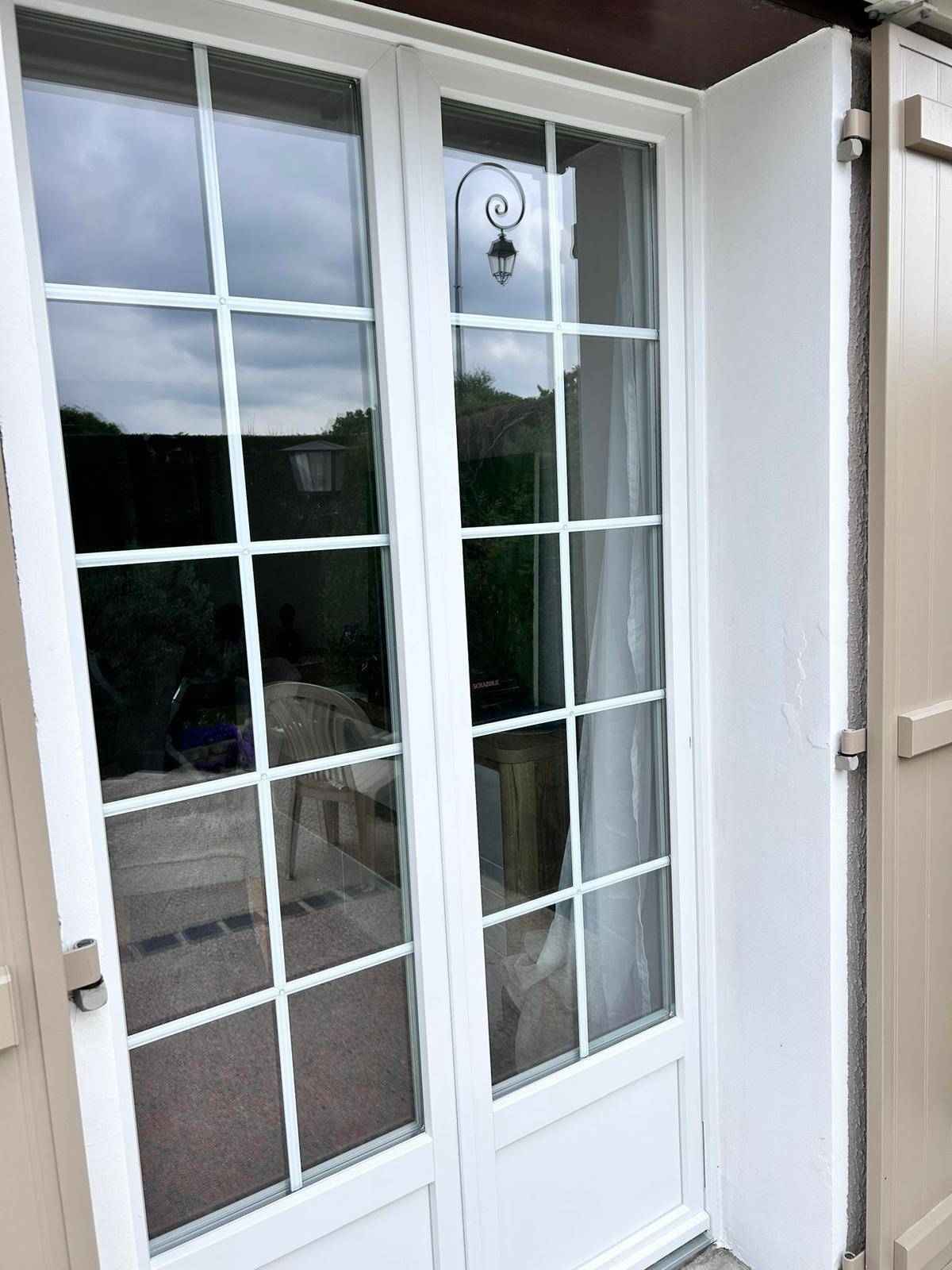 Ciel Habitat France remplace des fenêtres et portes-fenêtres à Saint-Thibault-des-Vignes (77)