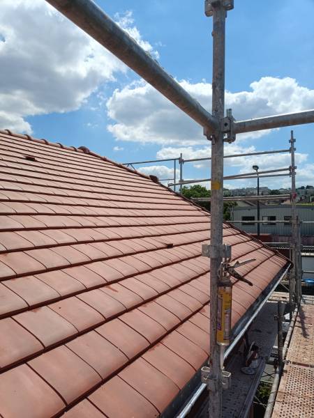 Ciel Habitat France : Votre Expert en Réfection Complète de Toiture