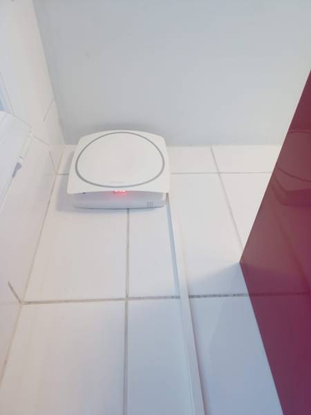 pose de l'aérateur permanent dans la salle de bain