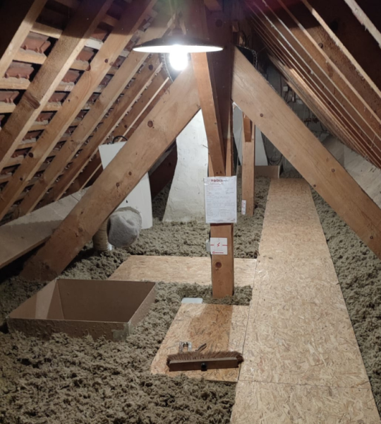 Rénovation d’isolation thermique de toiture par l’extérieur pour particuliers et professionnels à Noisy-le-Grand 93